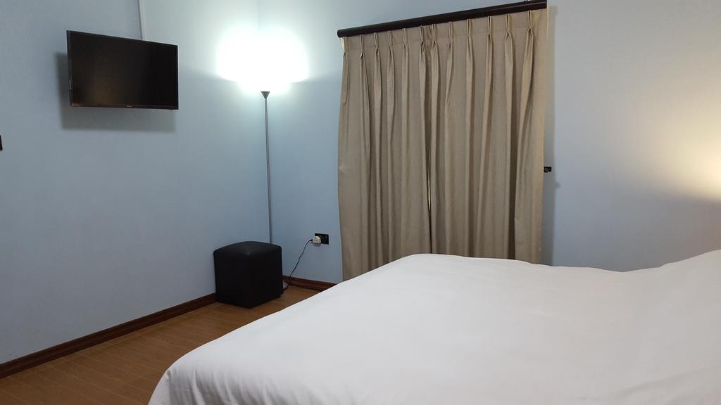 White City Inn 가보로네 외부 사진
